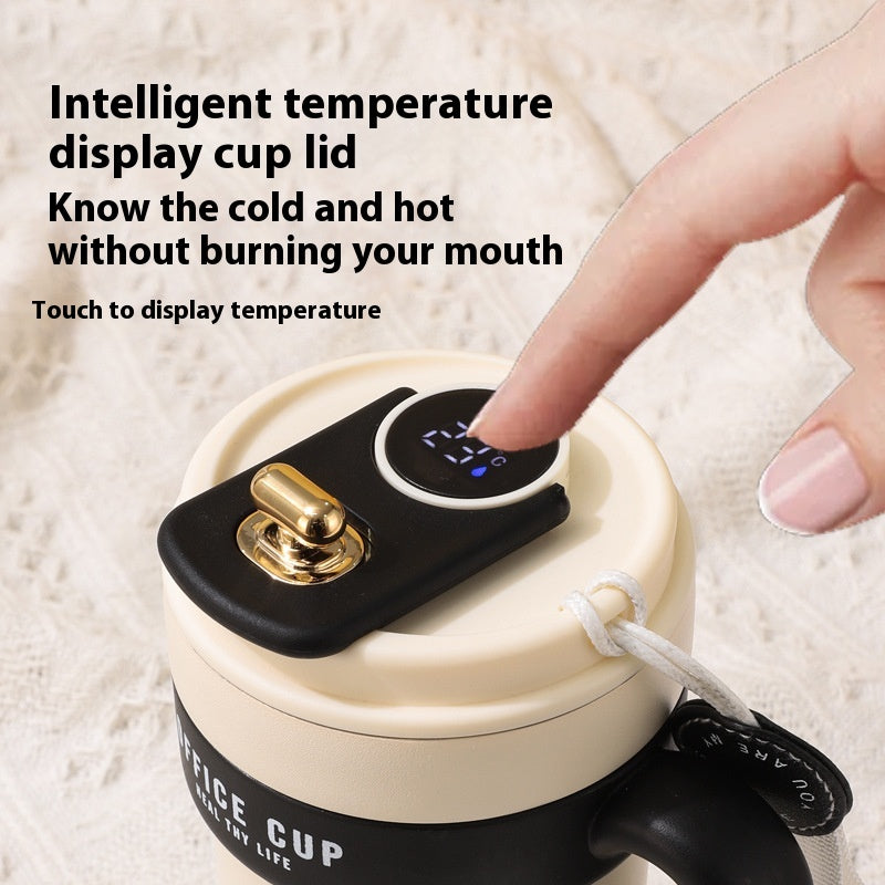 Intelligente Kaffeetasse mit Temperaturanzeige